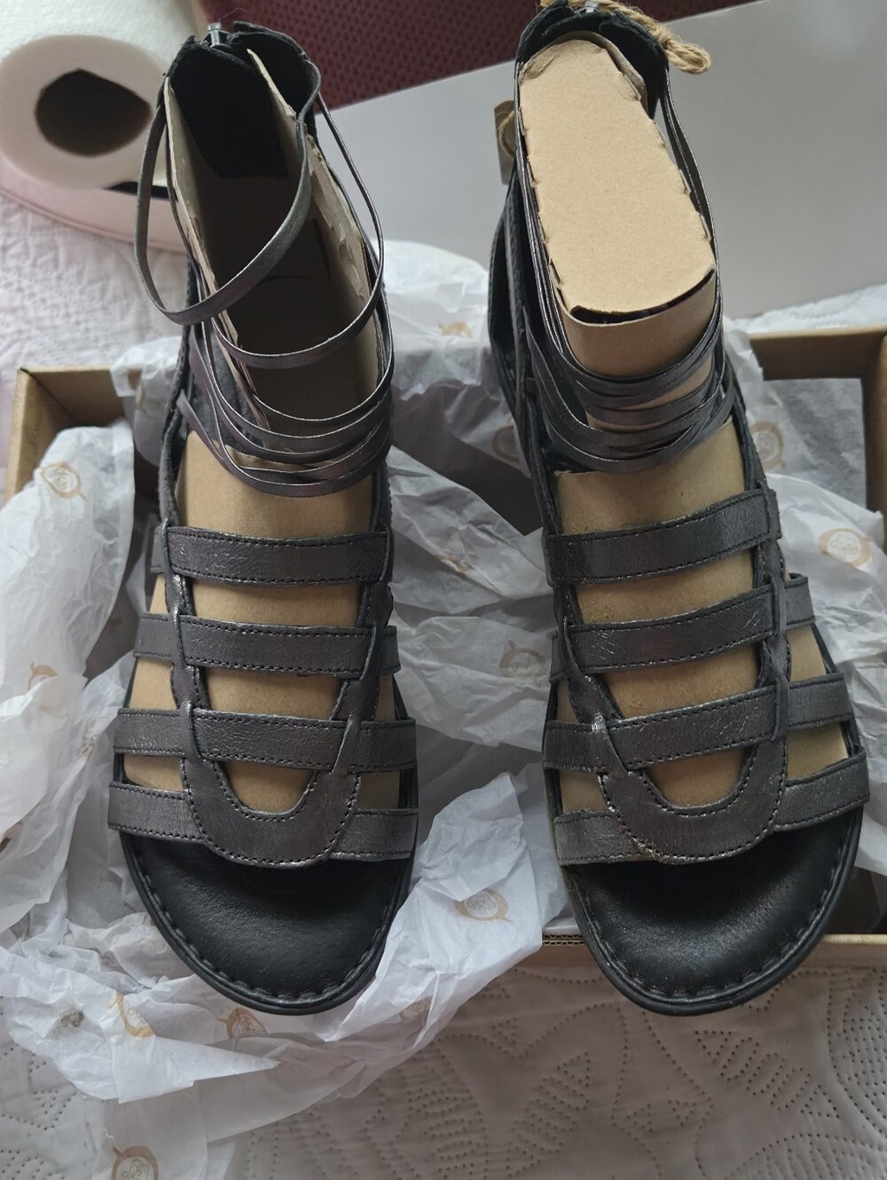 Born...Metallic Strappy Gladiator Sandals - Pewter - Sz 8 / Euro 39 - New in box